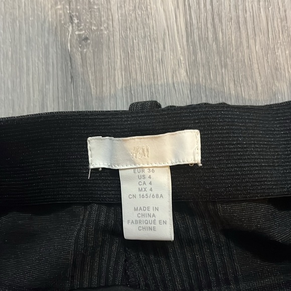 Black Checkered H&M Dress Pants - Picture 2 of 4